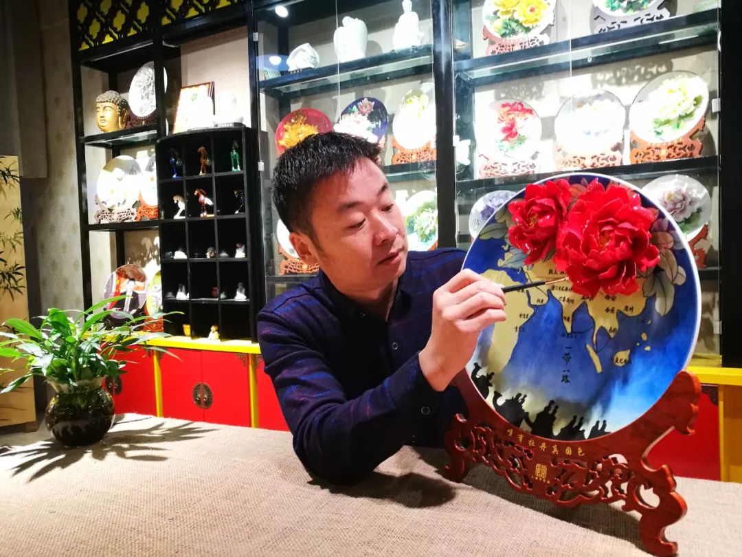 1689406285833704.jpg 1689406285833704.jpg