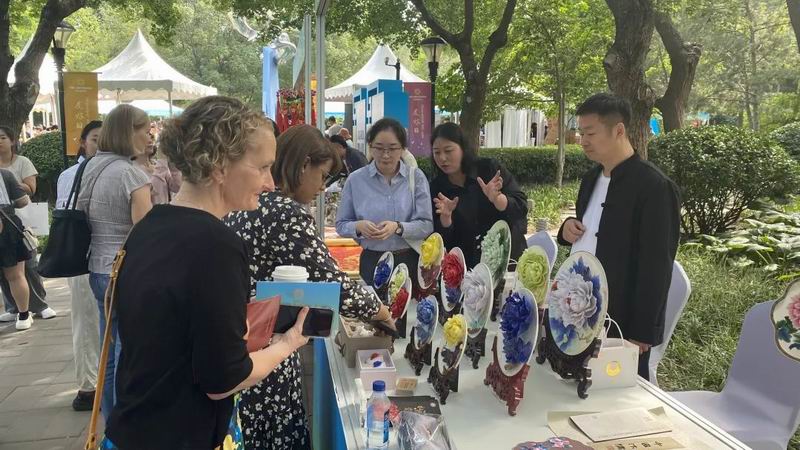 1695633963847767.jpg 640 (6).jpg